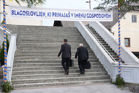 Umestitev novega zupnika, okt 2025, foto Pep (1)